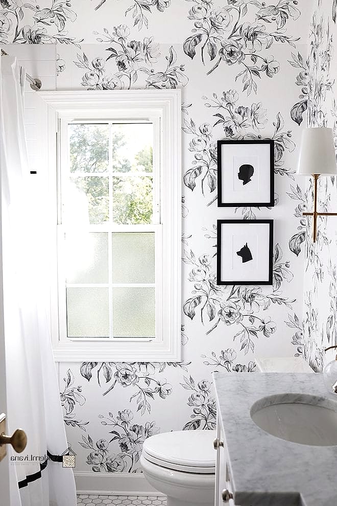 Black and White Wallpaper