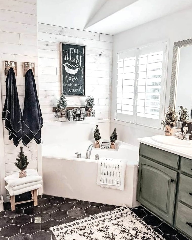 Black and White Checkered Floor Tile