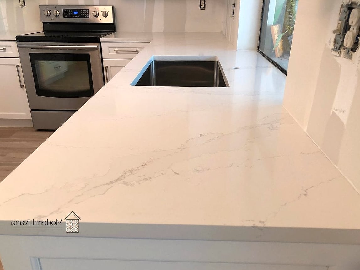 Calacatta Marble Countertop with Subway Tile