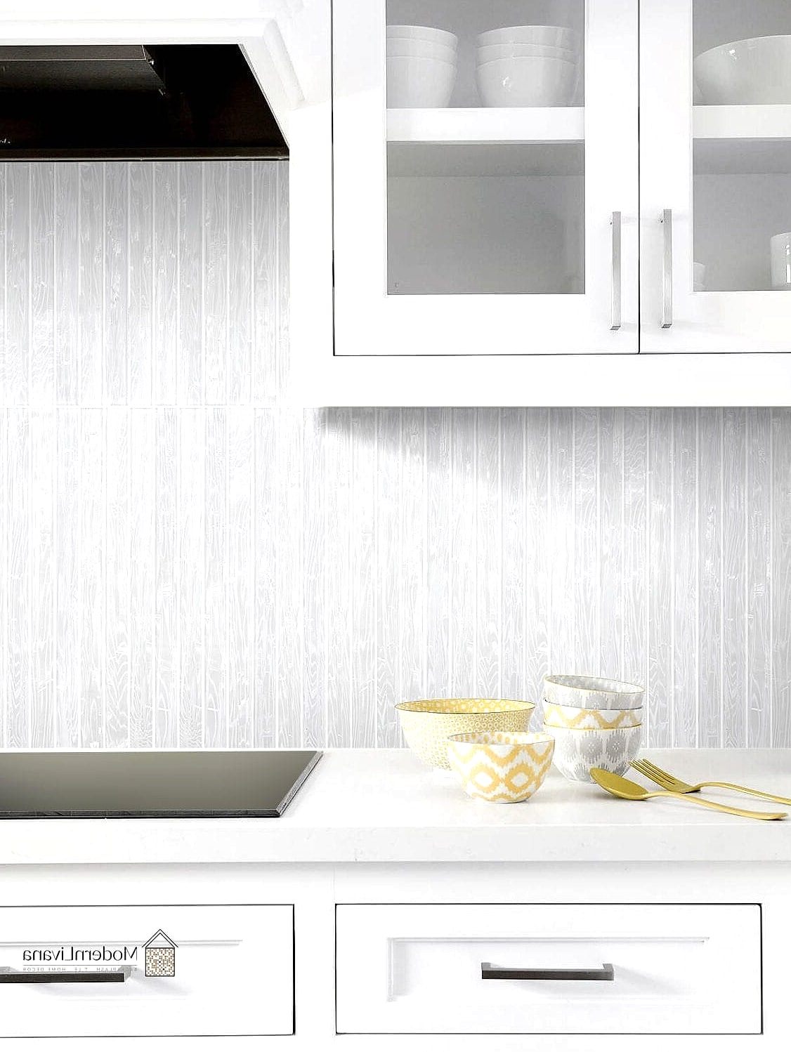 Classic White Subway Tile with Dark Grout