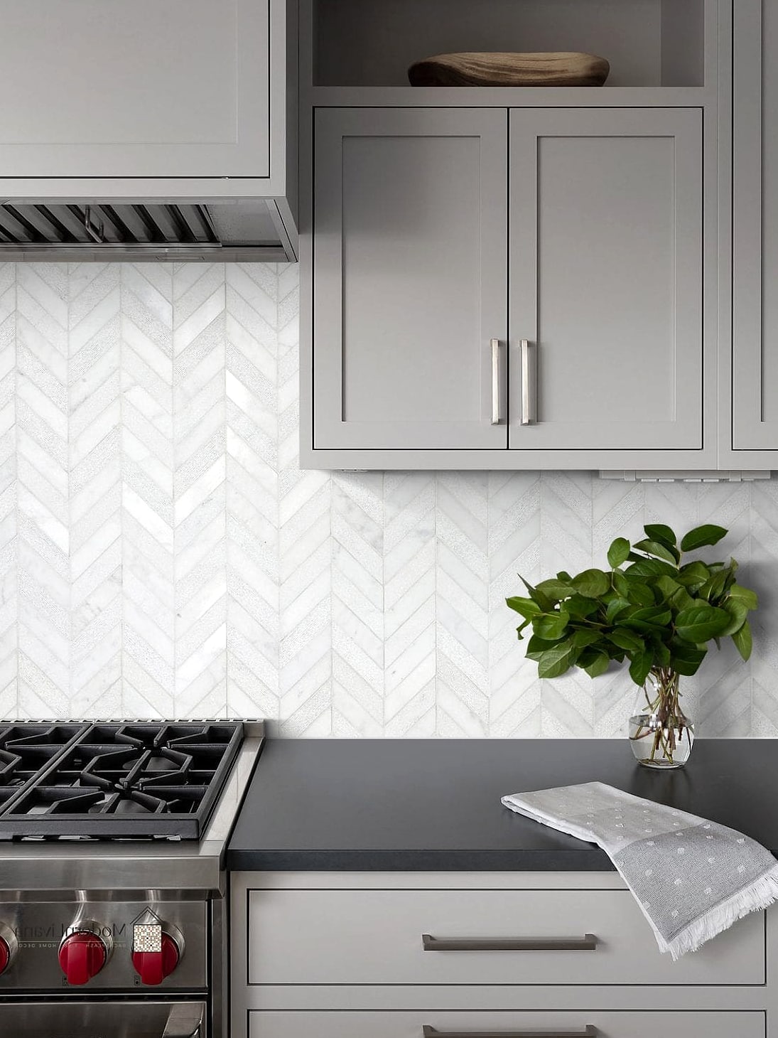 22 White Chevron Backsplash Ideas That Maximize Style and Function 23 22. Full-Height White Chevron Backsplash