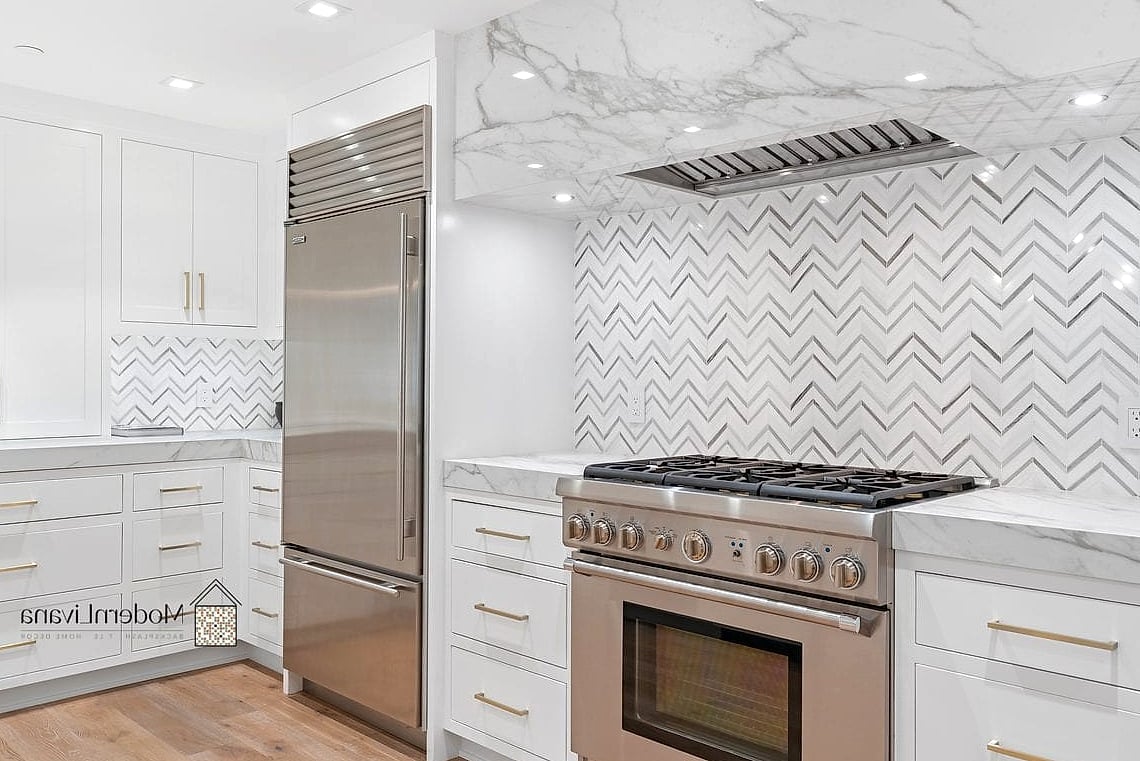 28 White Chevron Backsplash Ideas That Maximize Style and Function 26 Full-Wall Chevron Statement