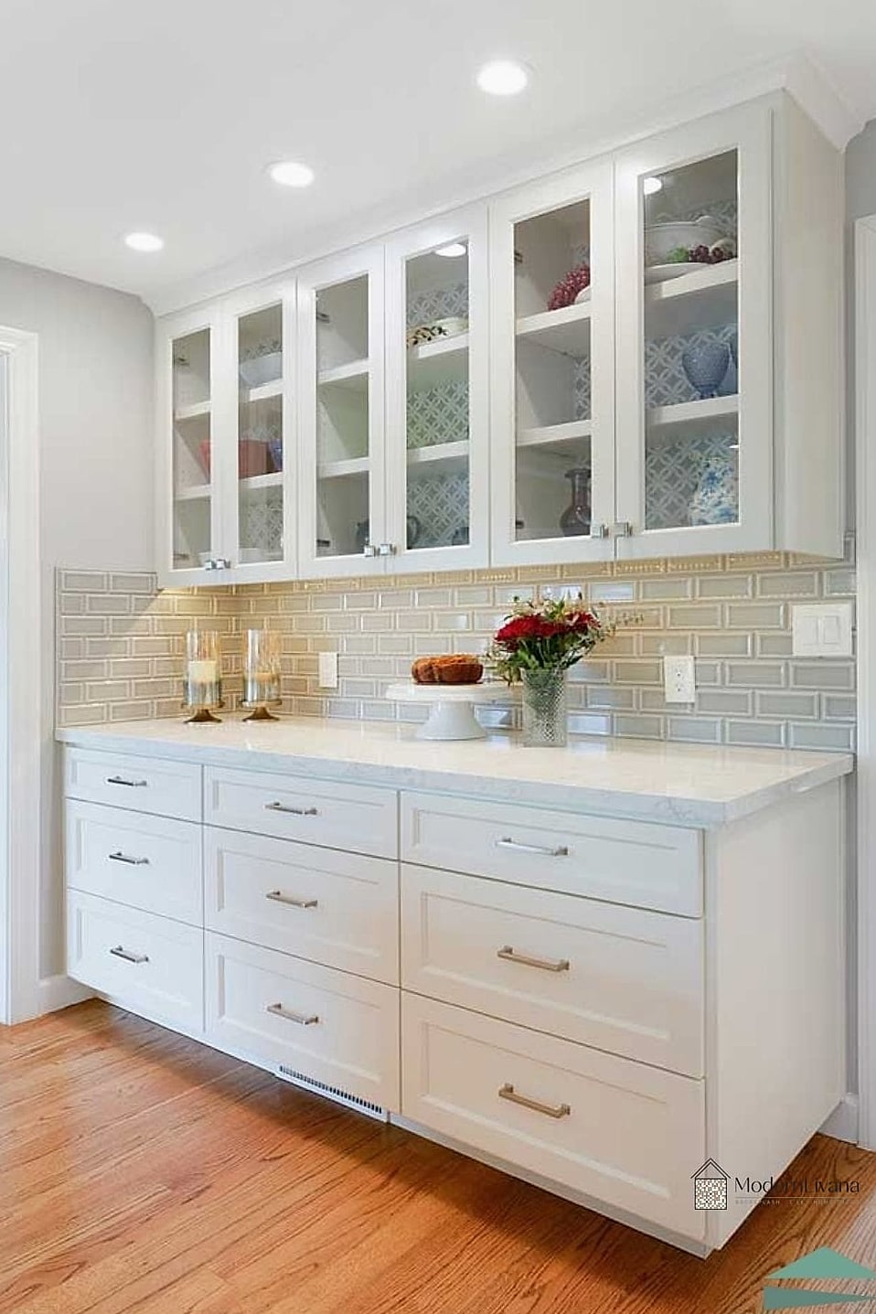 Glass-Front Upper Cabinets