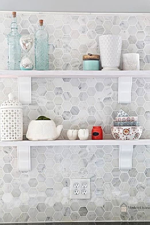 Hex Tile in a Herringbone-Adjacent Border