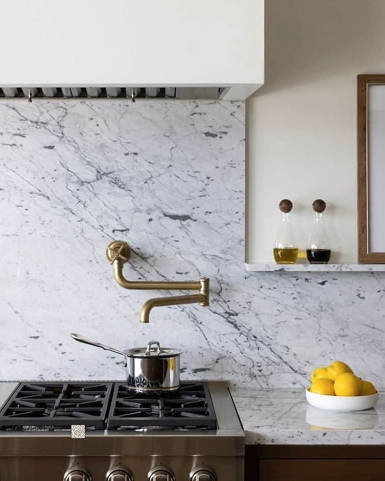 23 Marble Backsplash Ideas That Are Stylish and Practical 16 Honed Marble Backsplash With Matte Finish
