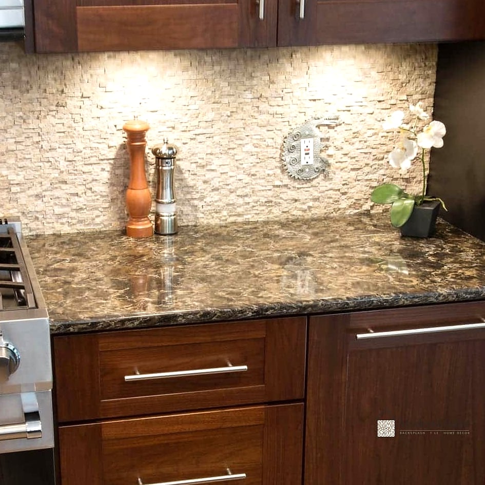 How to Choose the Right Kitchen Backsplash