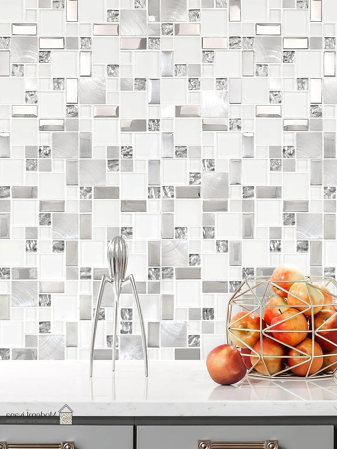 27 White Glass Metal Backsplash Ideas That Are Absolutely Worth It 29 Luxury White Glass Metal Backsplash With Designer Finishes