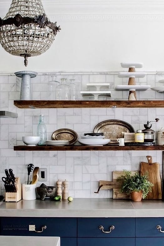 23 Marble Backsplash Ideas That Are Stylish and Practical 11 Marble Backsplash With Open Shelving