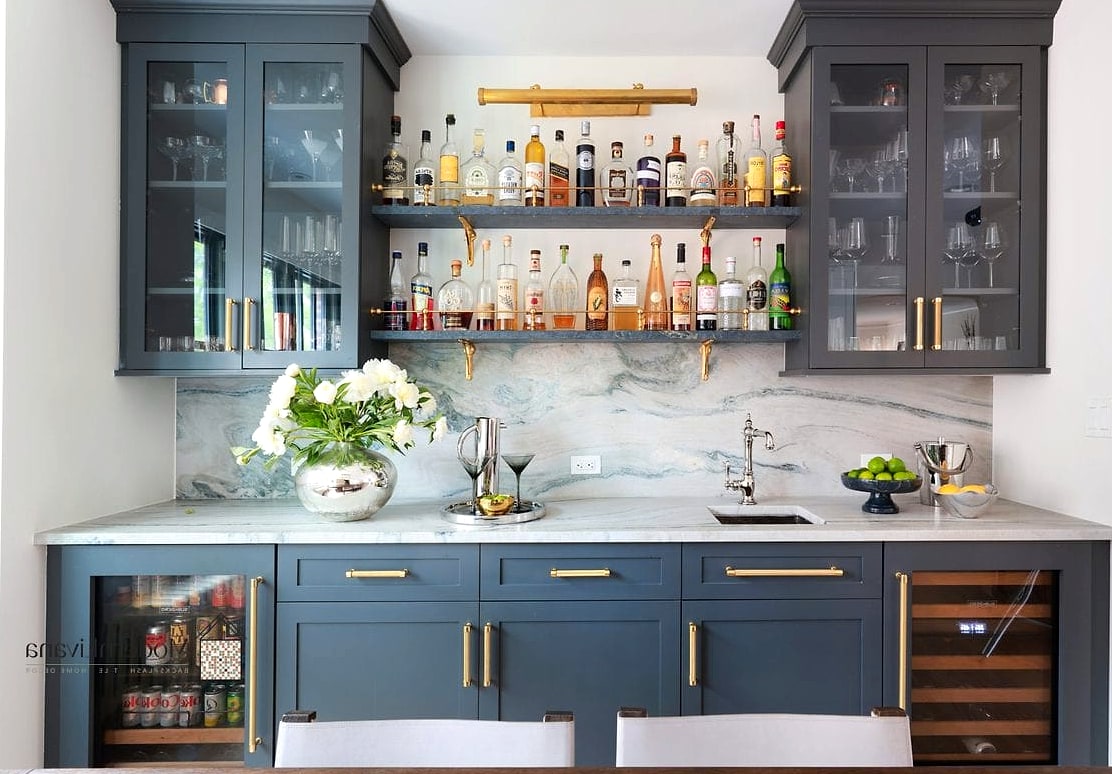 Marble Slab Backsplash for a Luxury Look