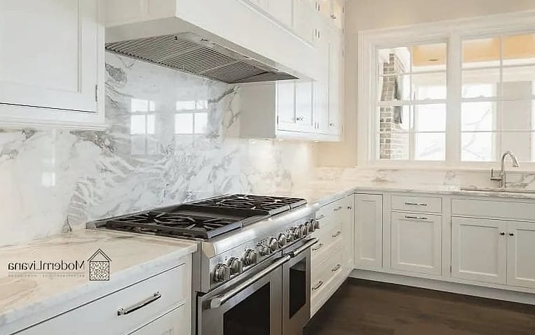Marble Slab Backsplash for a Luxury Look