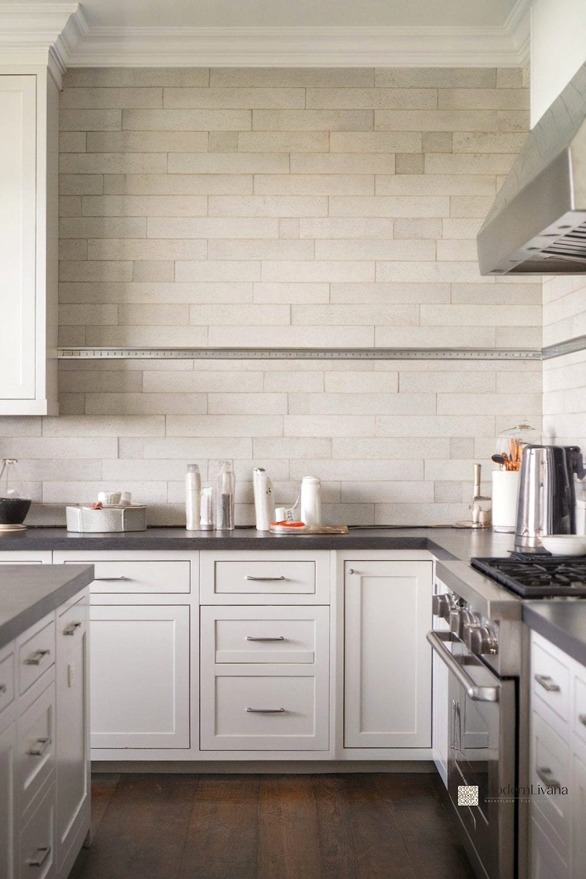 24 Kitchen Backsplash Ideas to Inspire Your Next Renovation 26 Minimalist Neutral Backsplash
