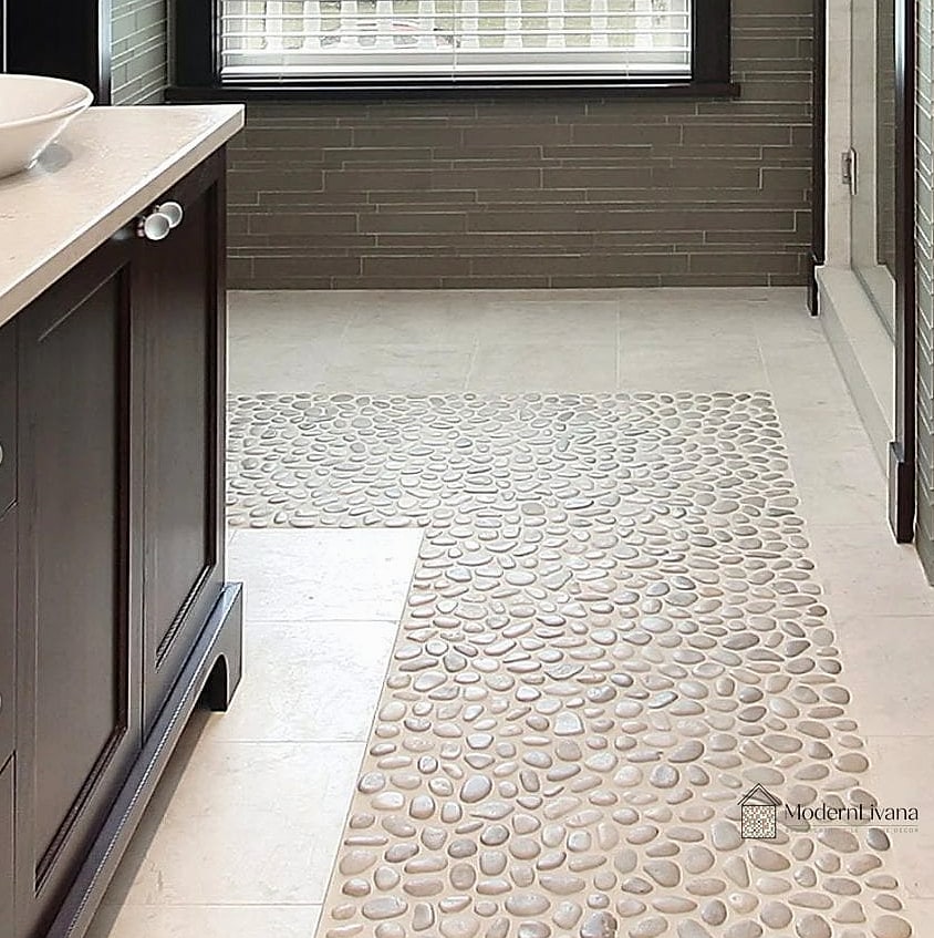 Natural Pebble Mosaic Flooring