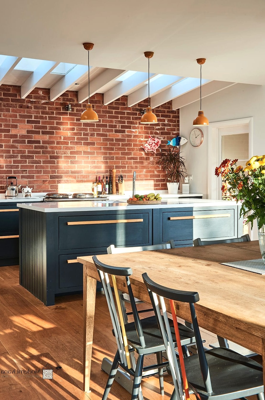 24 Red Brick Backsplash Ideas That Work in Any Size Home 11 Red Brick Behind Open Shelving