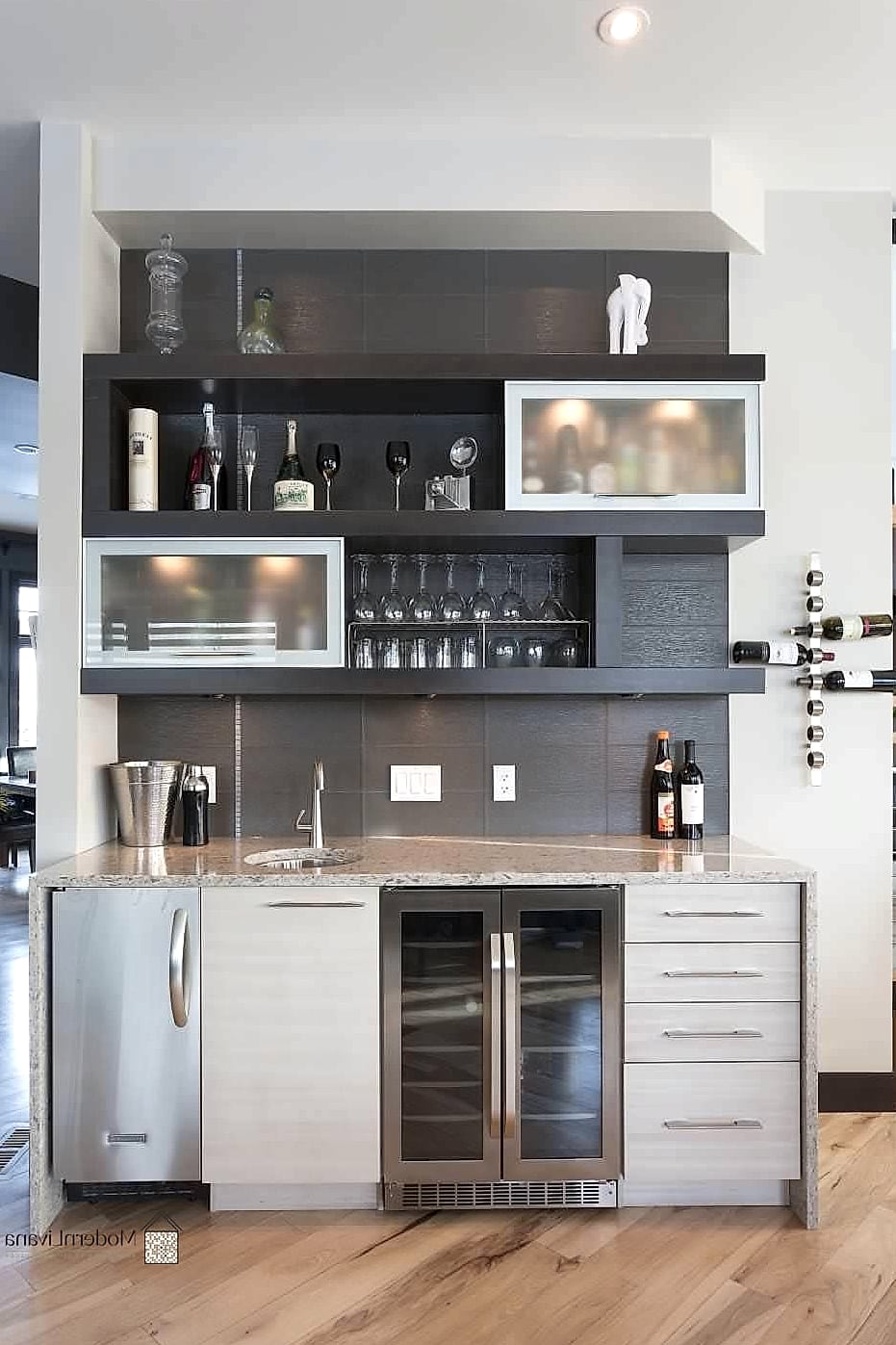 Soft Neutral Tile with Layered Lighting