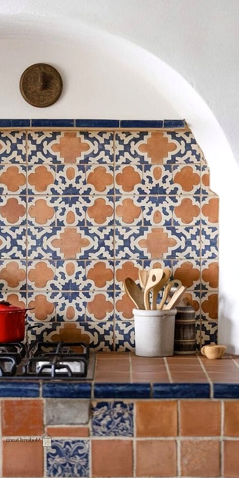 24 Terracota Backsplash Ideas to Inspire Your Next Renovation 10 Spanish-Inspired Kitchen Design
