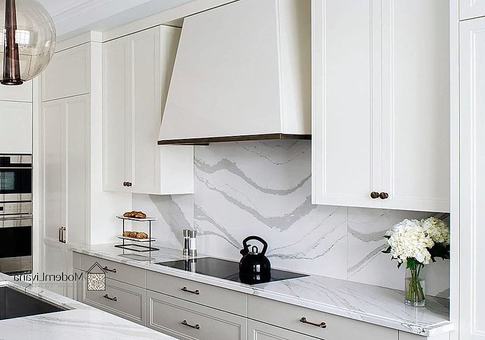 27 White Quartz Backsplash Ideas for Every Home Style and Budget 15 Transitional Kitchen Design