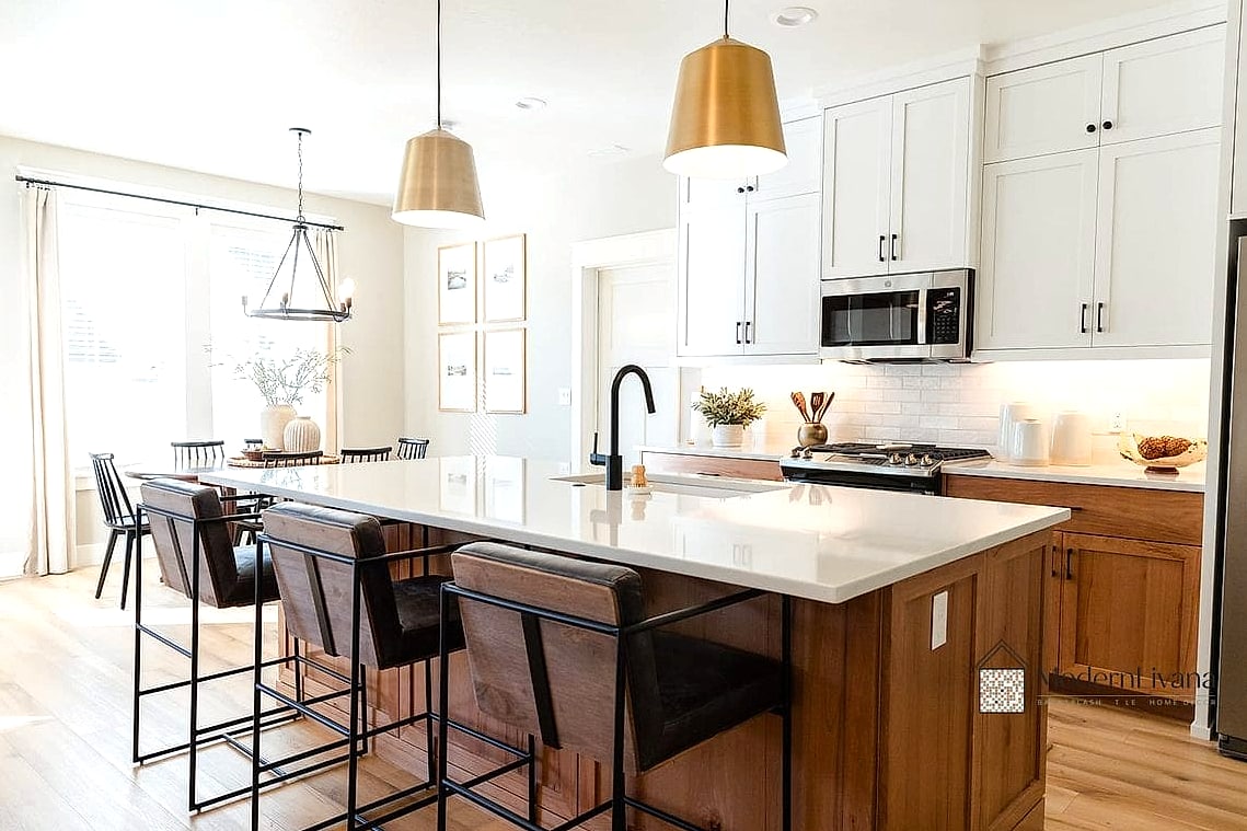Two-Tone White Cabinets