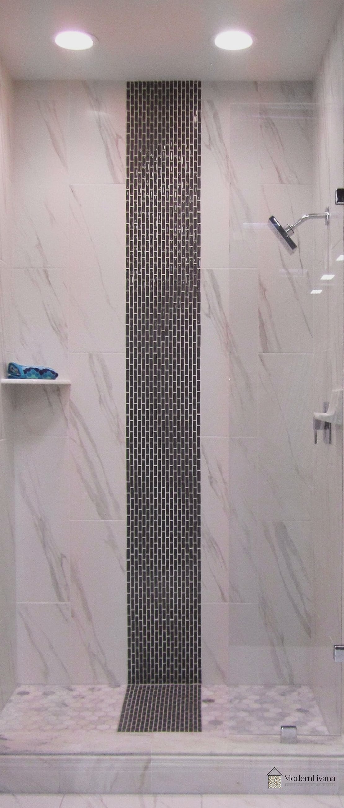 Vertical Mosaic Tile Accent Strip