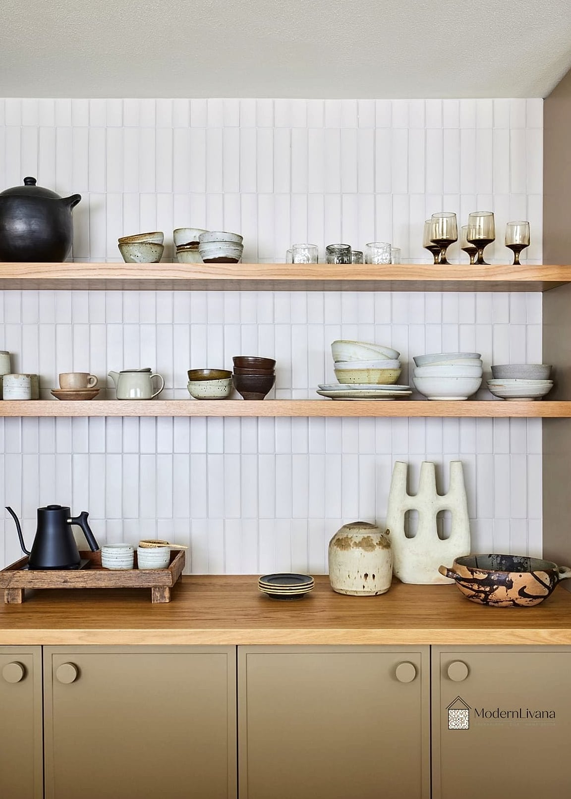 20 White Backsplash Ideas That Will Transform Your Space 7 Vertical White Subway Tile Layout