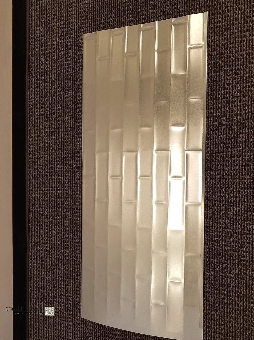 27 White Glass Metal Backsplash Ideas That Are Absolutely Worth It 2 White Glass Subway Tile With Brushed Metal Accents