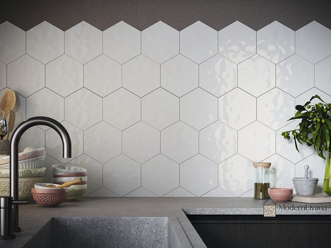 27 White Glass Metal Backsplash Ideas That Are Absolutely Worth It 9 White Glass Hexagon Tile With Metallic Grout