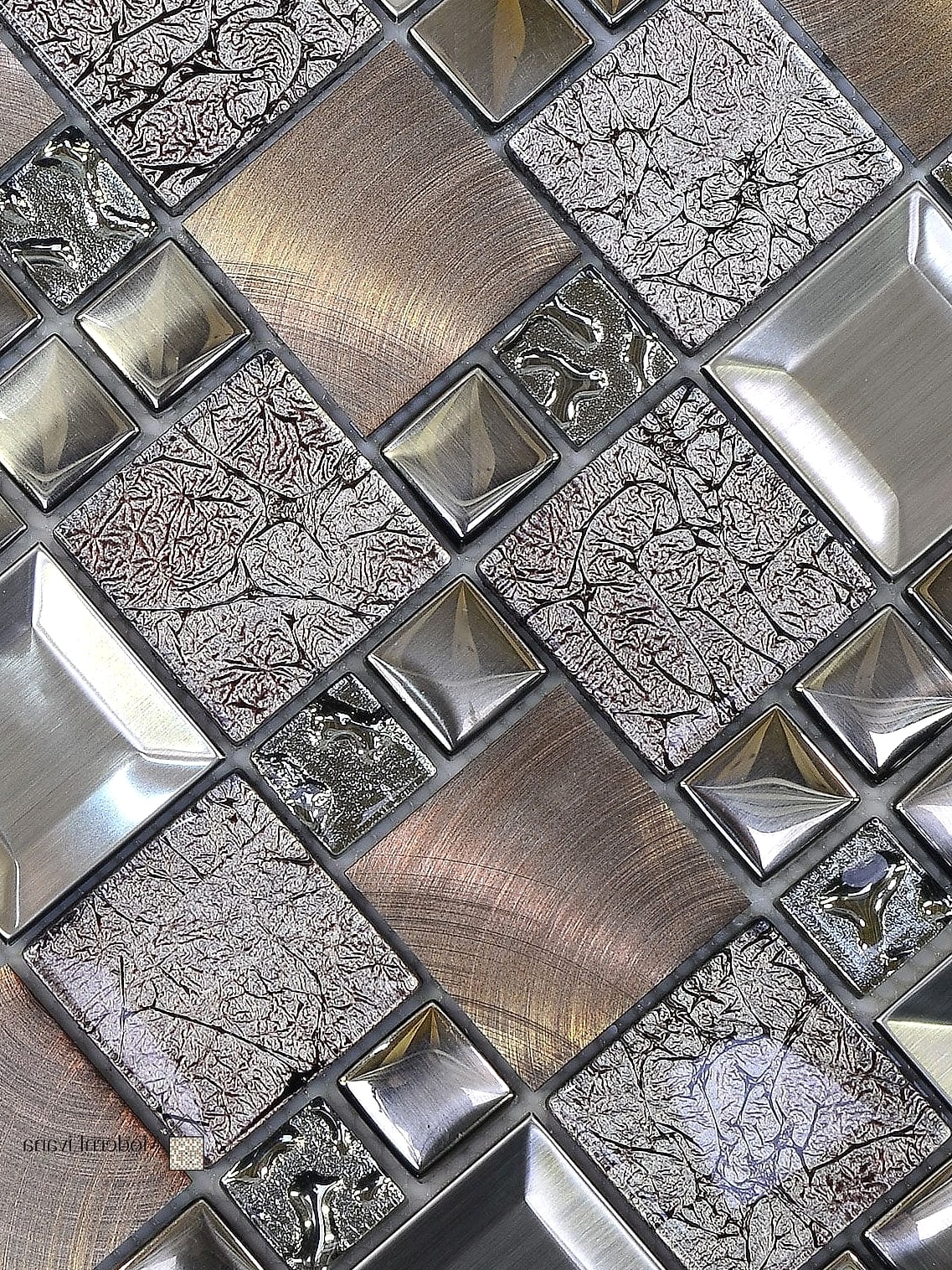 27 White Glass Metal Backsplash Ideas That Are Absolutely Worth It 25 White Glass Metal Backsplash With Natural Stone Accents