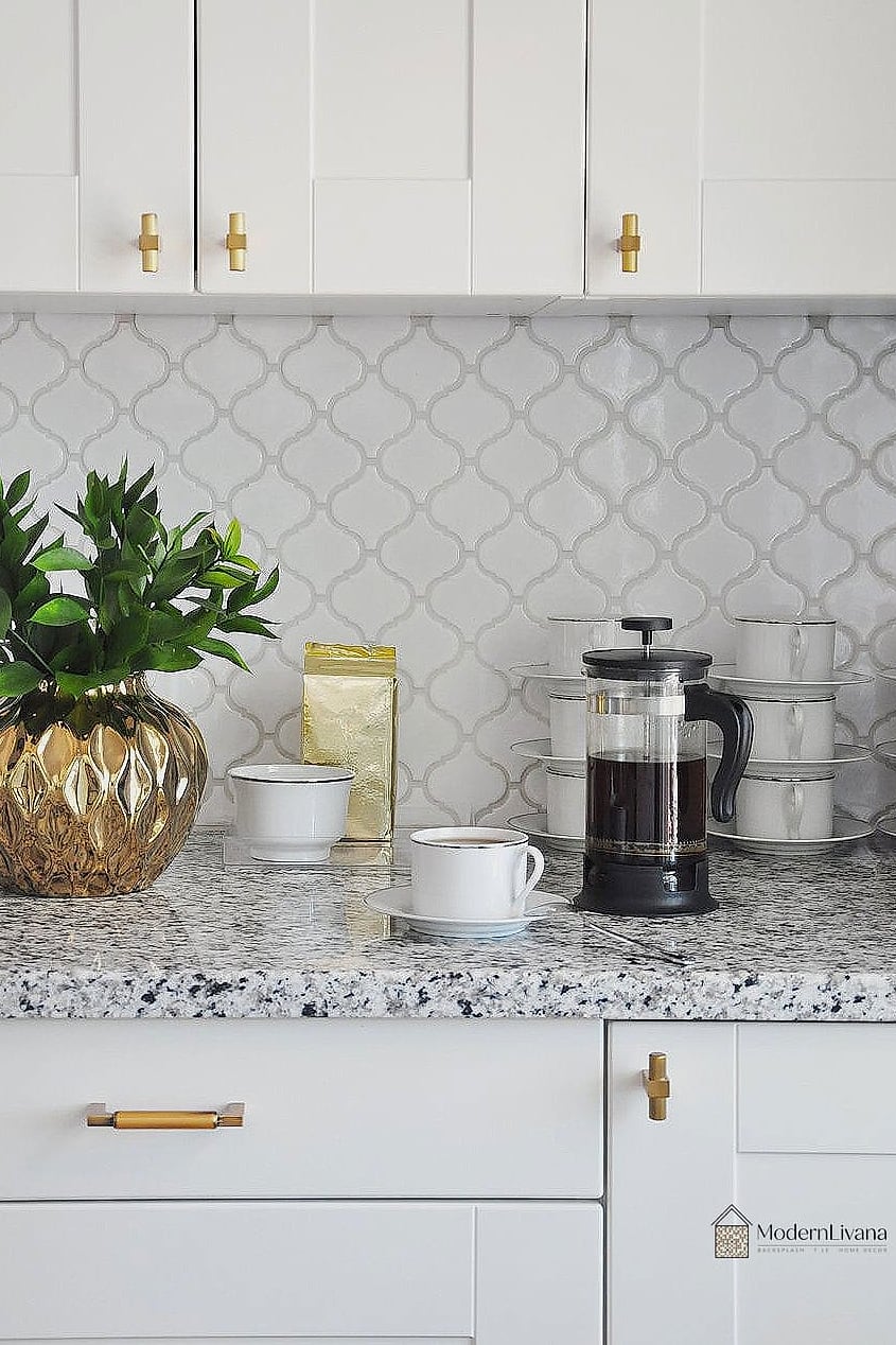 26 White Backsplash Ideas That Will Transform Your Space 13 White Porcelain Tile Backsplash