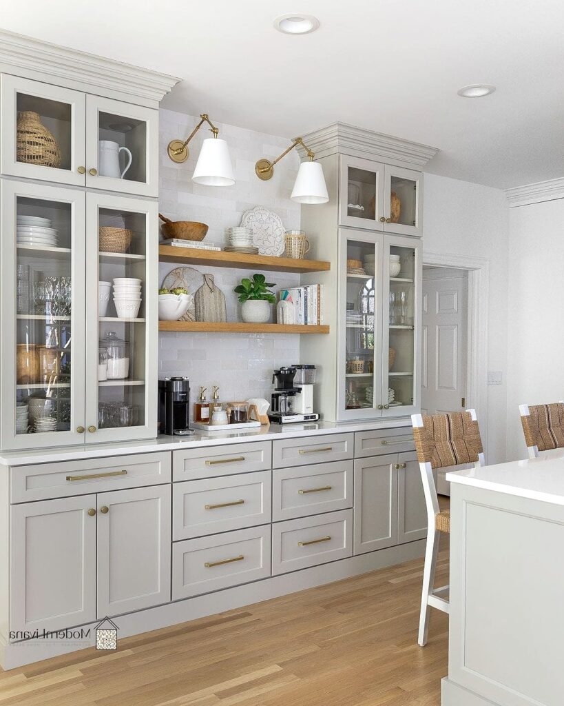 featured 8001