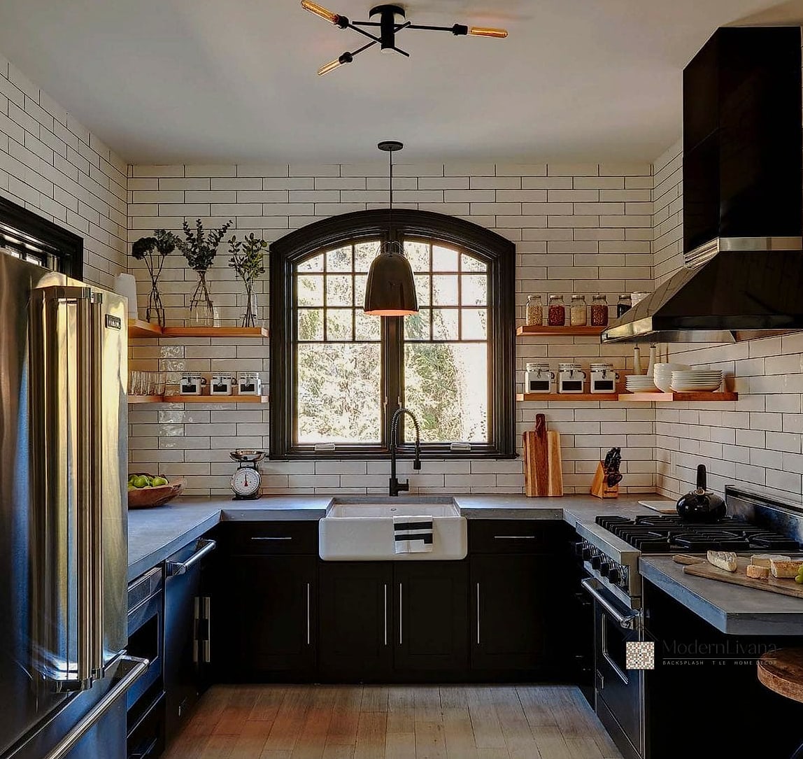 Black Cabinets in a Farmhouse Kitchen