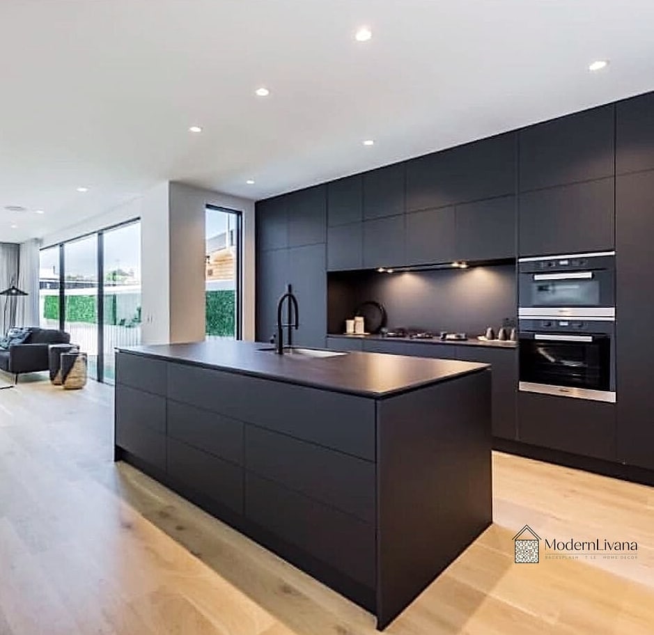 Black Kitchen Island as a Statement Piece