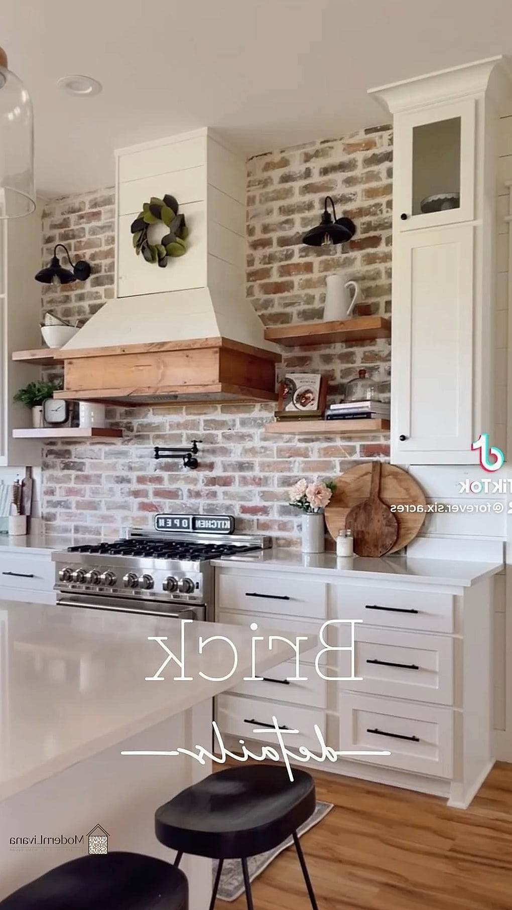 29 Best Backsplash Ideas for Every Home Style and Budget 14 Brick-Look Backsplash