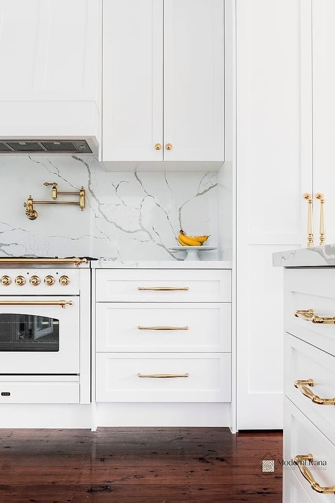 Brushed Brass Hardware