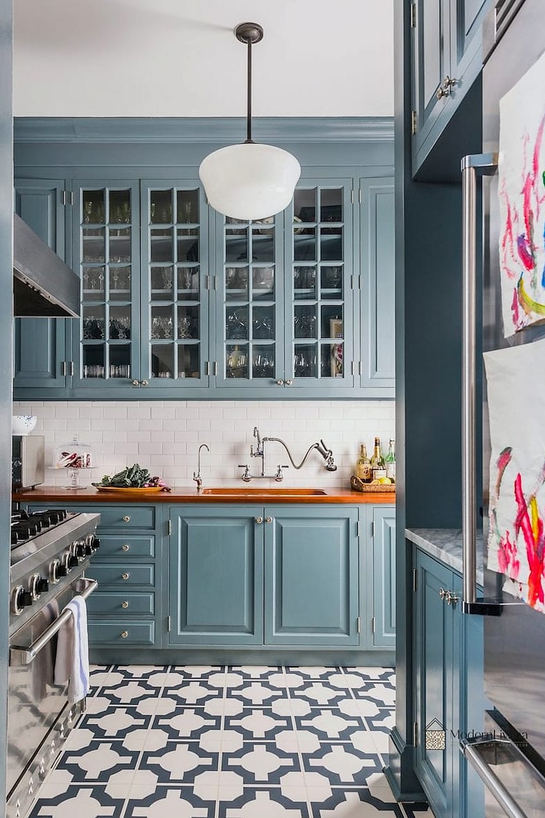 30 Kitchen Cabinet Ideas That Are Absolutely Worth It 26 Cabinets Painted to Match the Walls