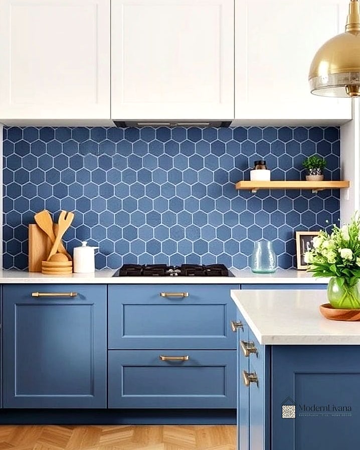 Classic Hexagon Tile in Cream