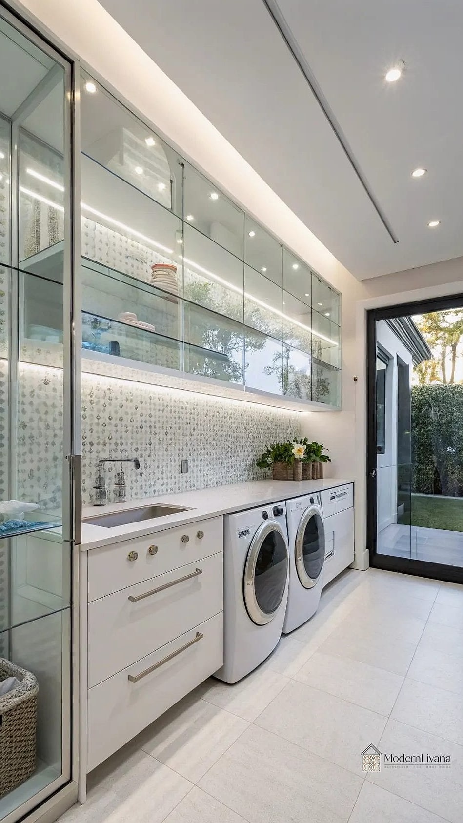 Glass-Front Upper Cabinets