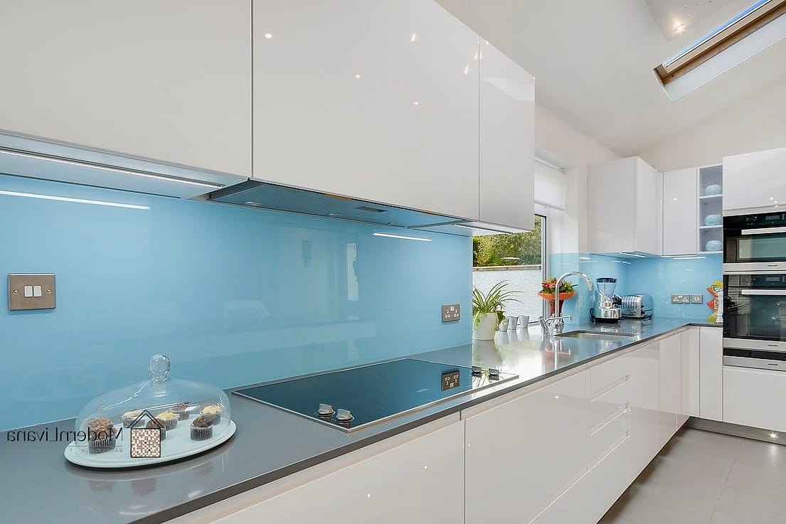Glass Splashback Behind the Range