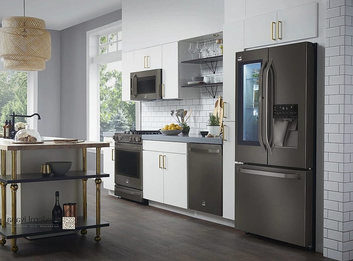 Install a Black Stainless Refrigerator as the Statement Piece