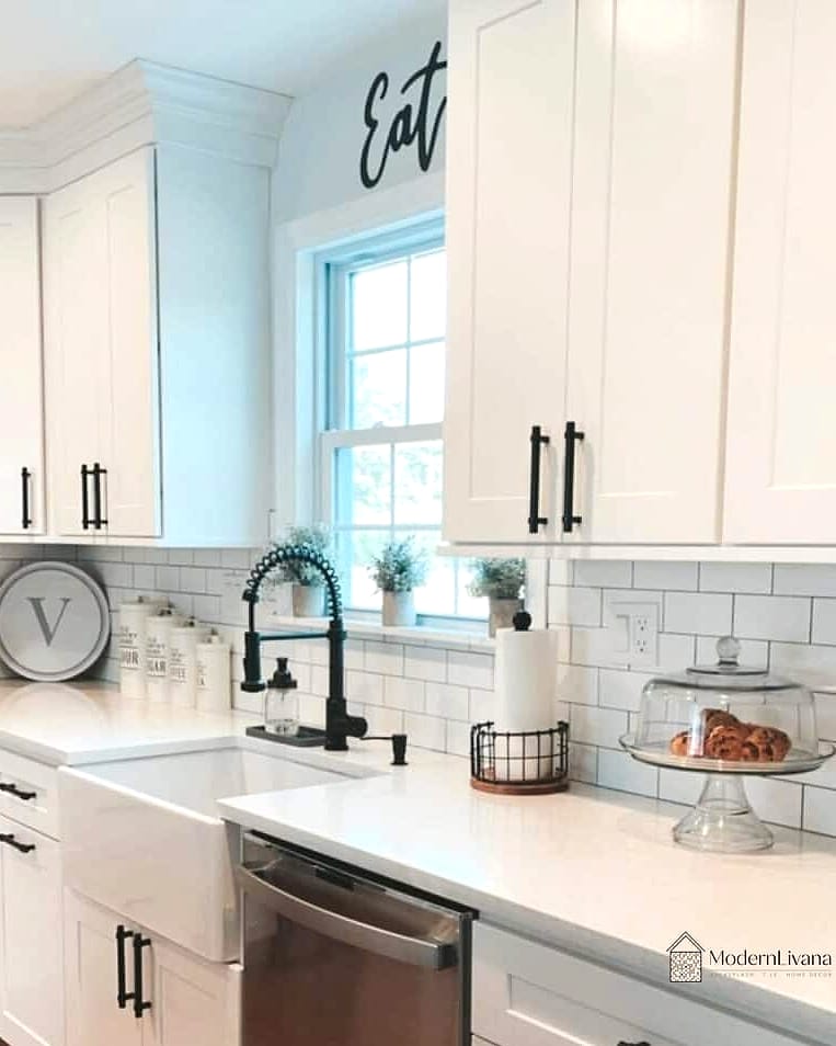 28 White Farmhouse Kitchen Ideas That Look Expensive But Aren't 15 Matte White Subway Tile Backsplash