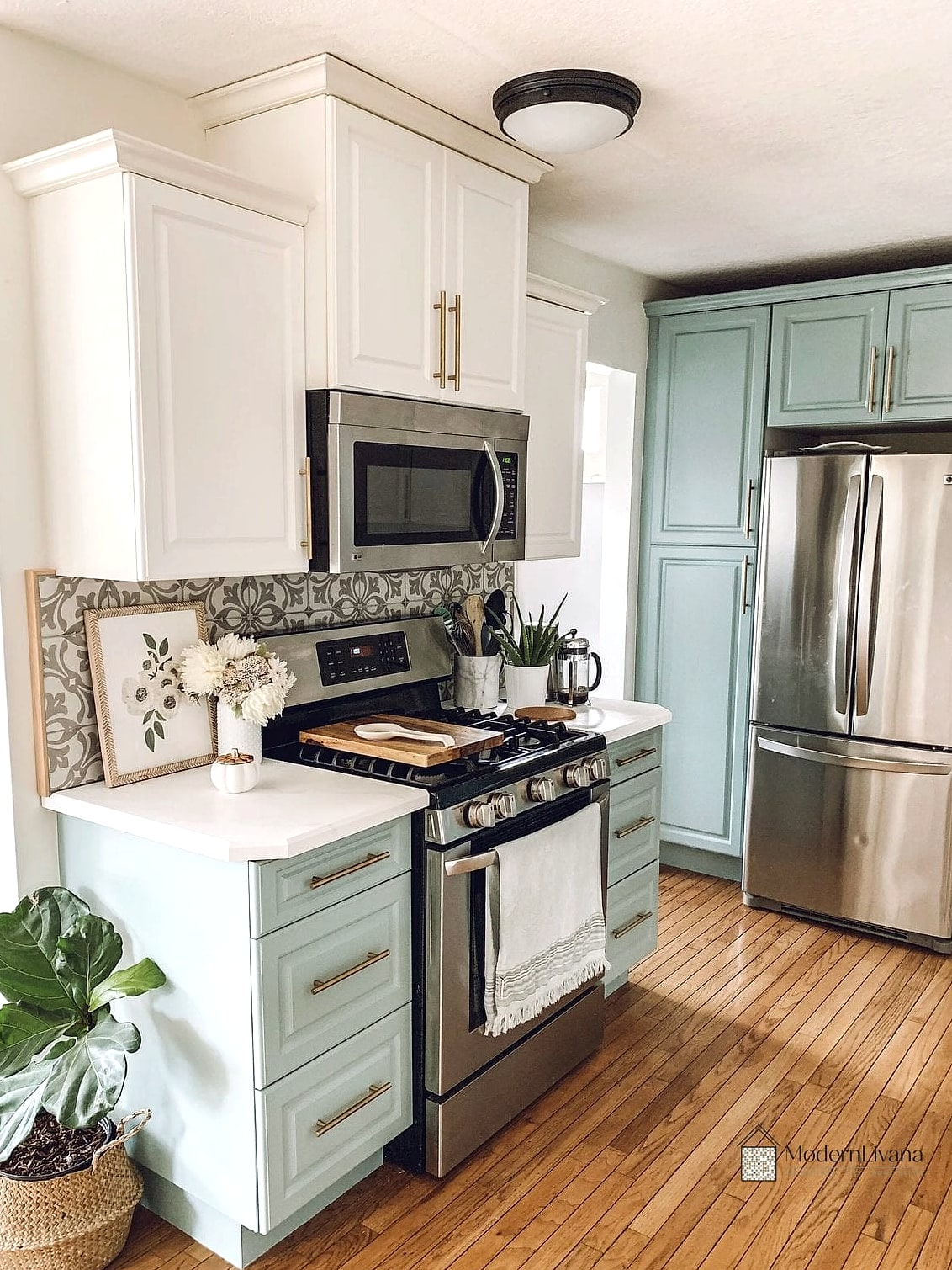 Paint Cabinets a Deep, Moody Color