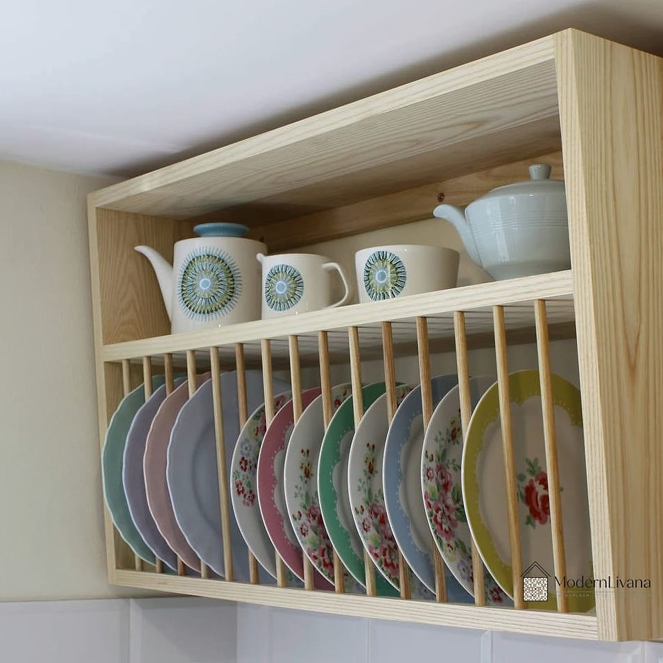 A Plate Rack Cabinet Insert