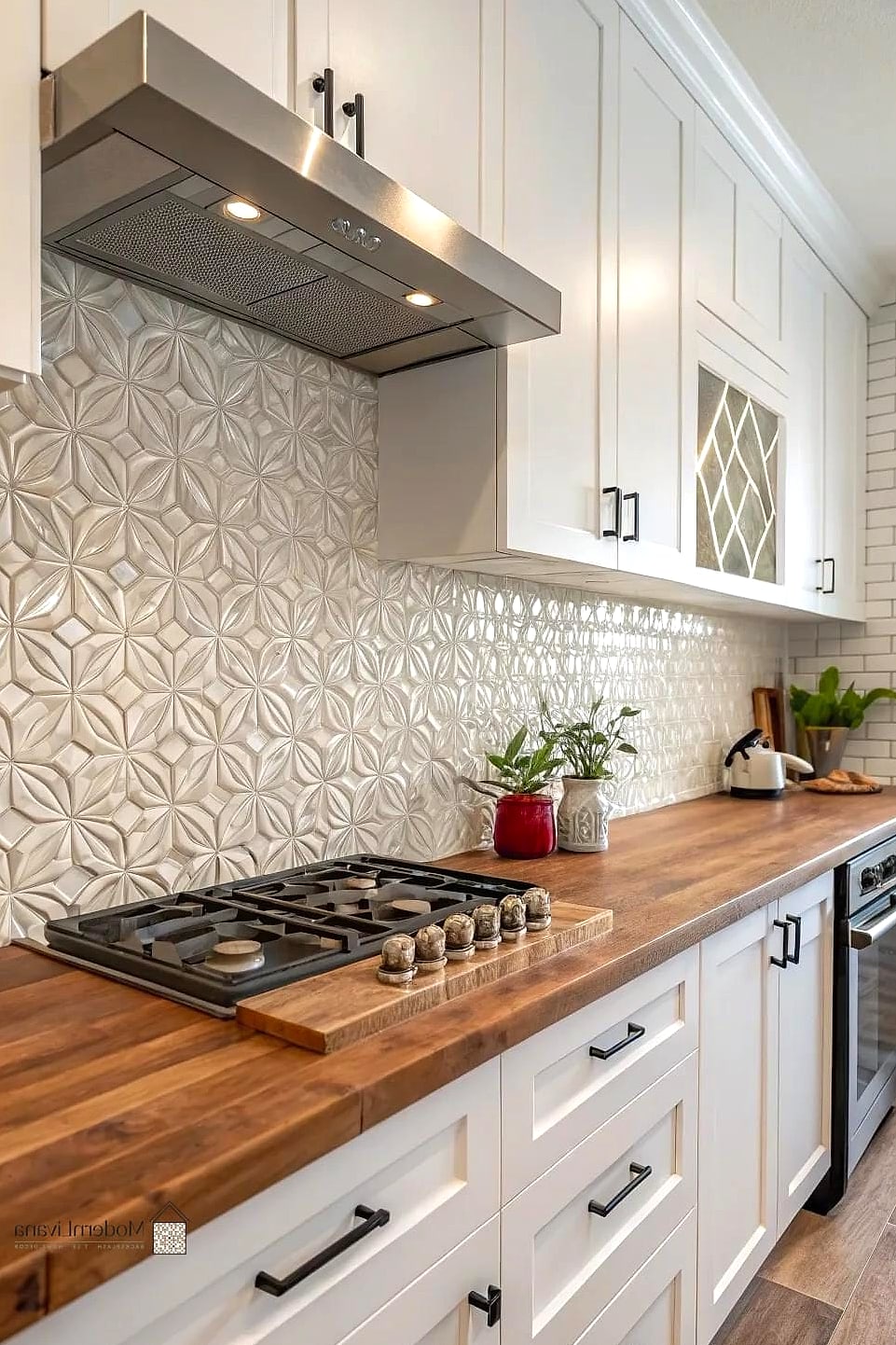 Porcelain Tile That Mimics Marble