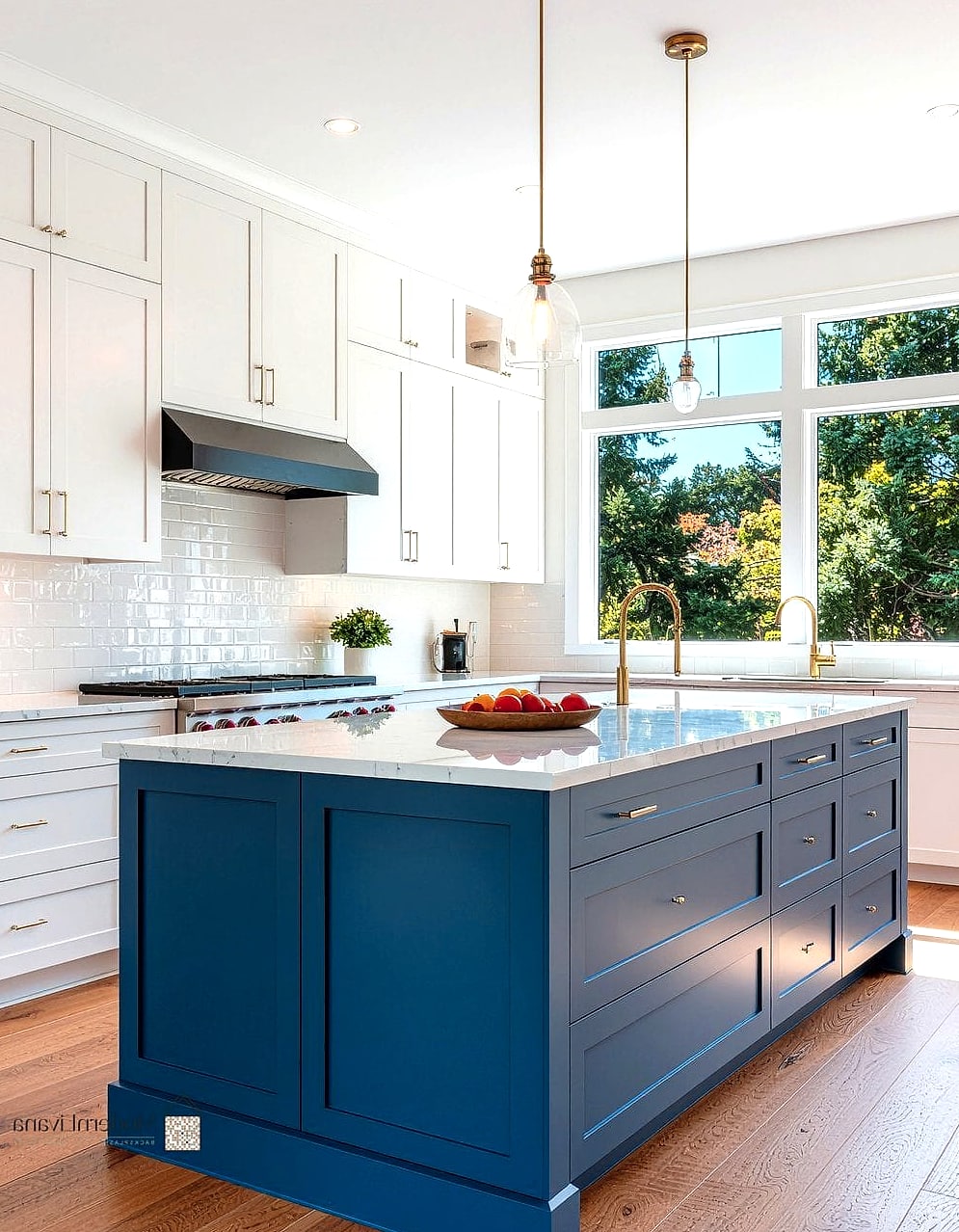 Raised Panel Cabinets with Open Shelving Mix
