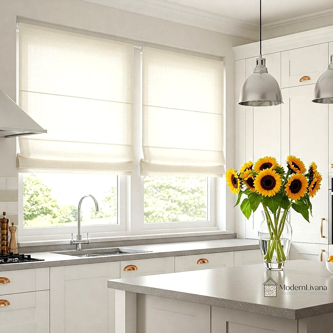 21 Kitchen Window Ideas Worth Stealing From Interior Designers 7 Roman Shades in a Bold Print