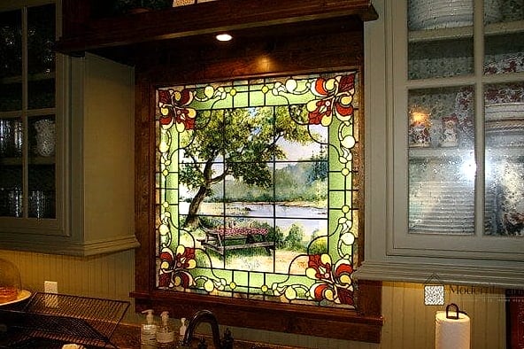 21 Kitchen Window Ideas Worth Stealing From Interior Designers 9 Stained Glass Accents