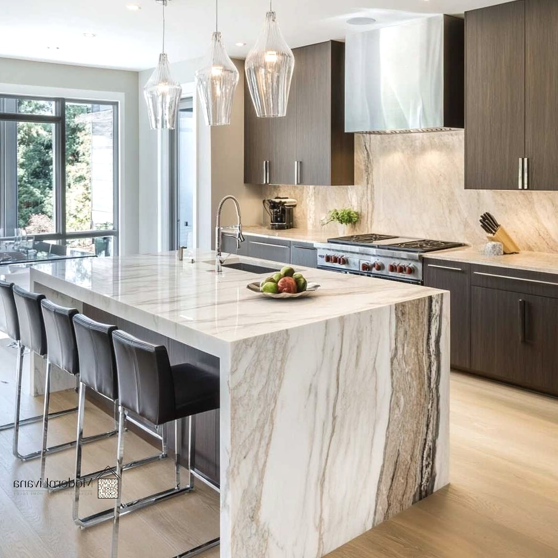 Two-Tone Waterfall Island With Contrasting Base