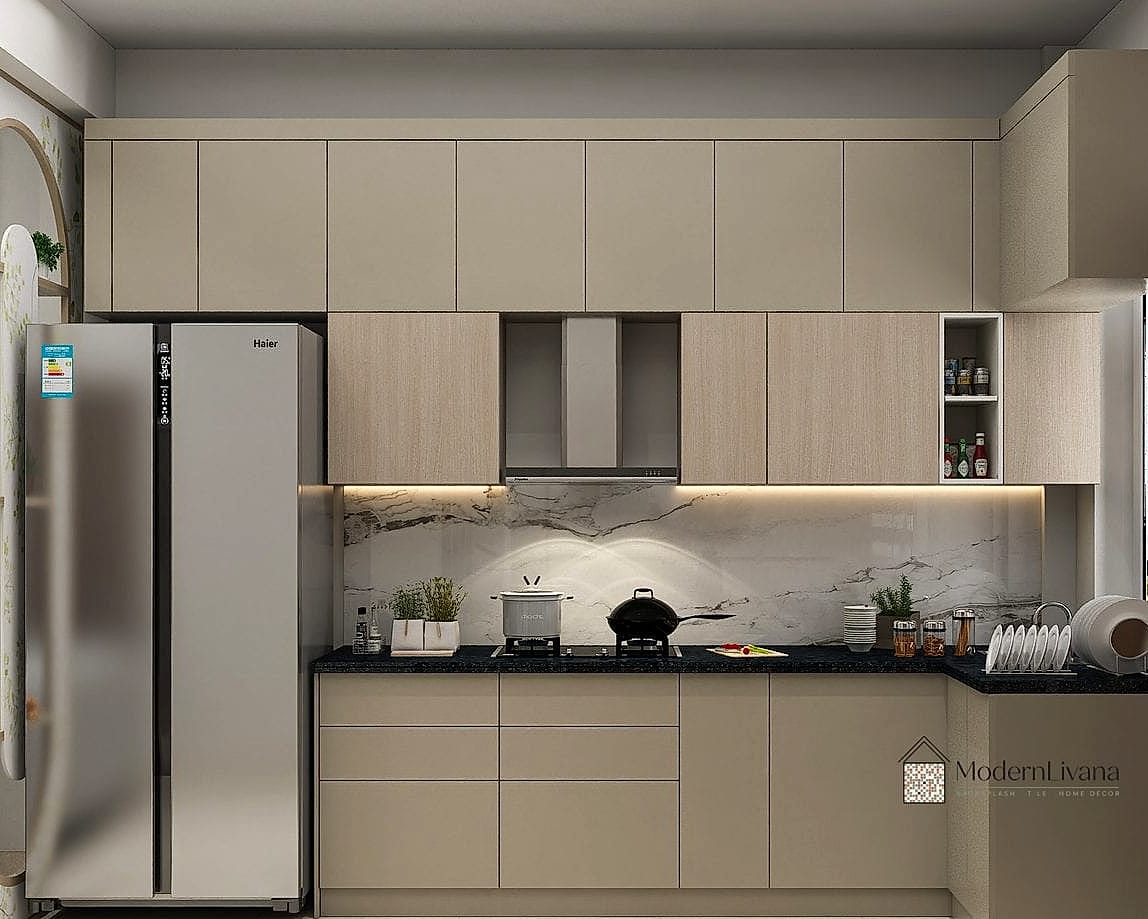 Under-Cabinet Lighting With Warm Bulbs
