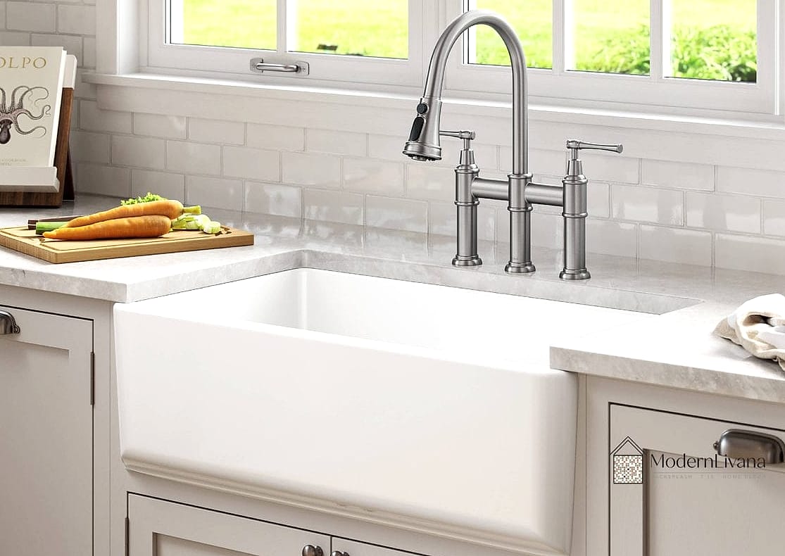 23 Kitchen Sink Ideas to Inspire Your Next Renovation 5 White Fireclay Sink