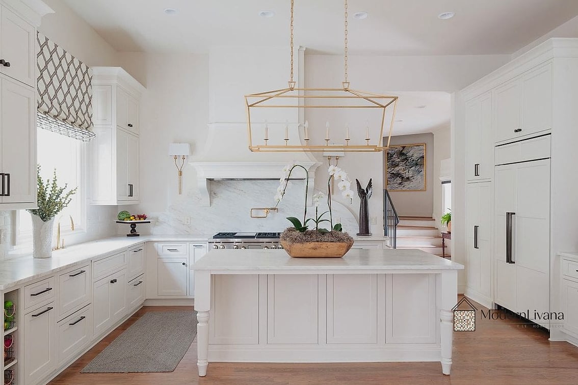 White Kitchen with Mixed Metal Finishes