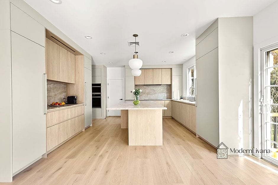 23 White Modern Kitchen Ideas Worth Bookmarking Before You Renovate 19 White Oak Flooring Throughout