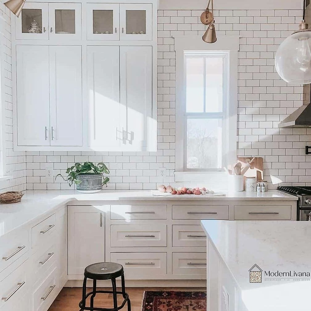 24 White Kitchen Ideas That Are Stylish and Practical 7 White Subway Tile Backsplash